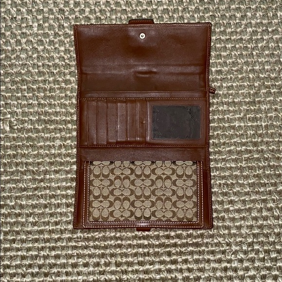 COPY - Coach Signature Logo Canvas Bag & Wallet - Picture 13 of 15